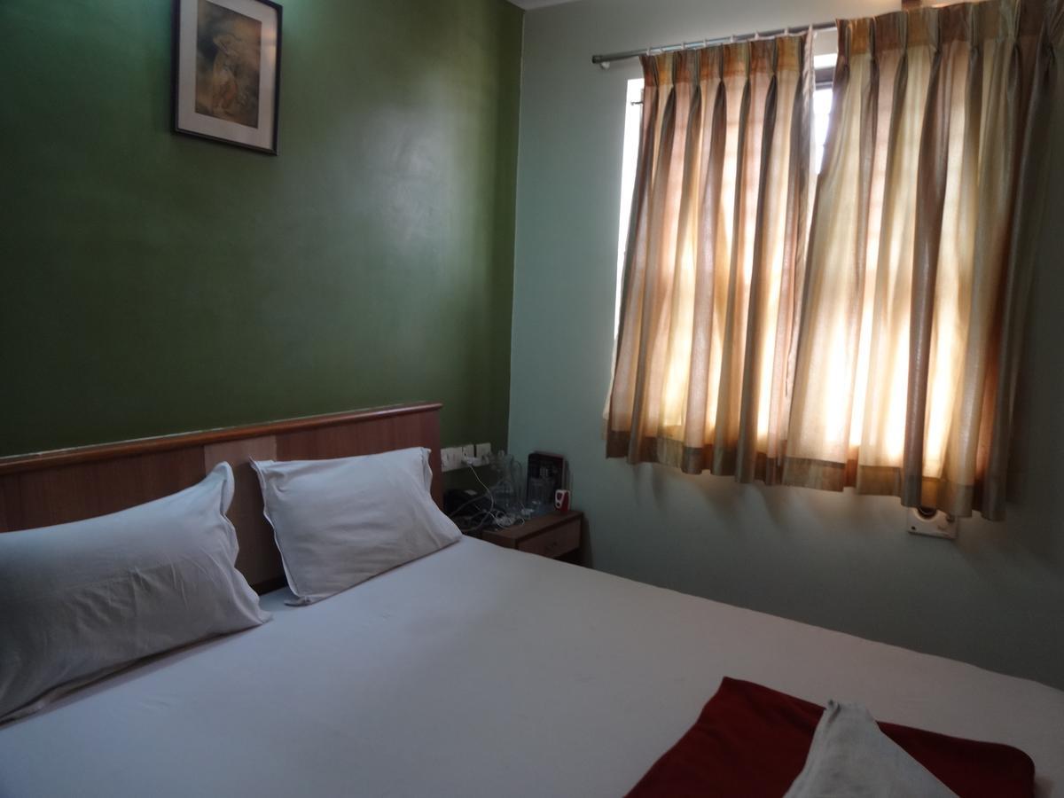 Hotel S R M Central Park Chennai Eksteriør bilde