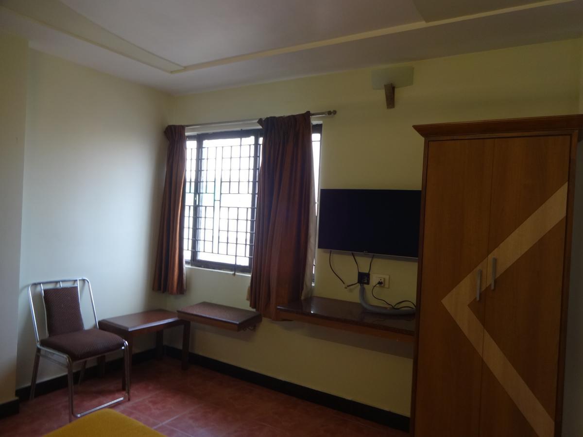 Hotel S R M Central Park Chennai Eksteriør bilde
