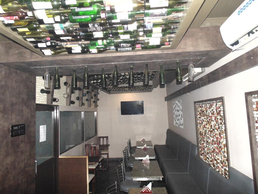 Hotel S R M Central Park Chennai Eksteriør bilde